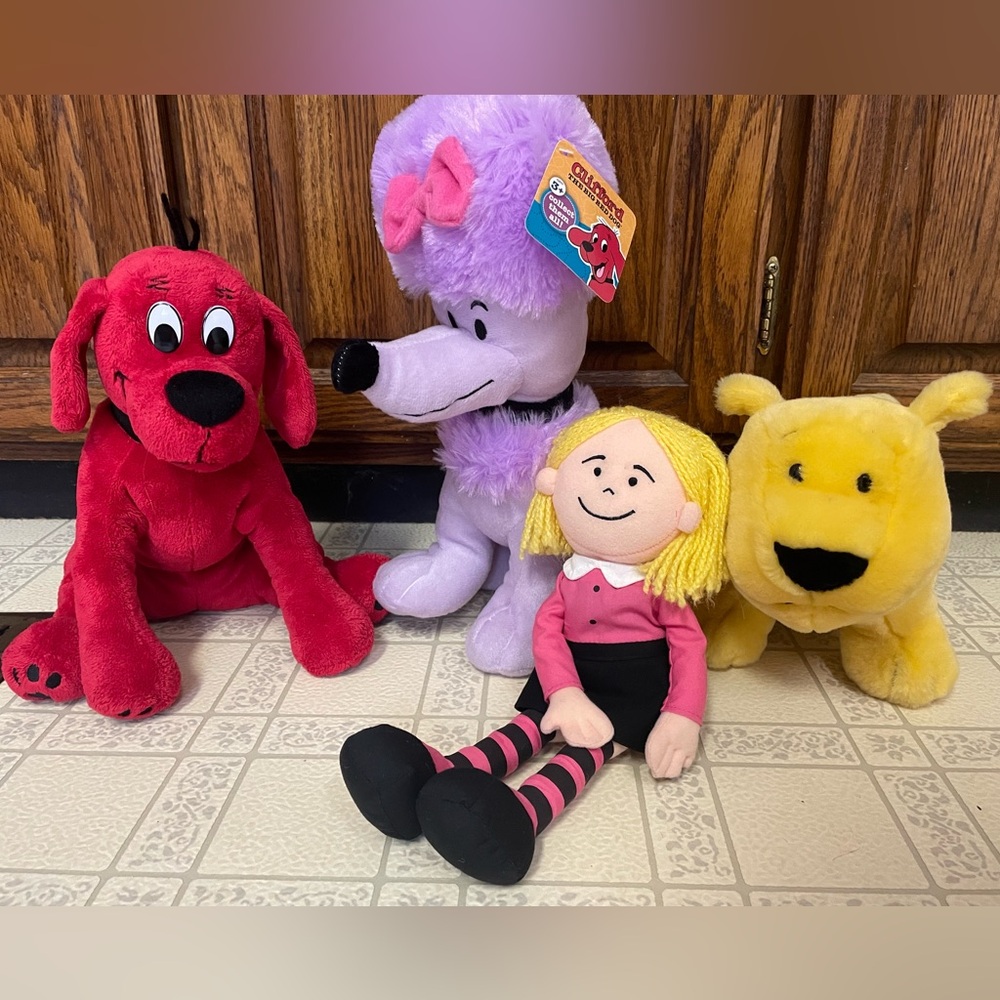 Set of four Clifford stuffed animals